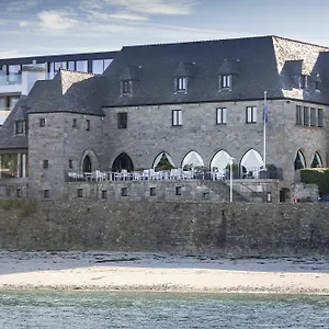 Relais & Chateaux Le Brittany & Hotel
